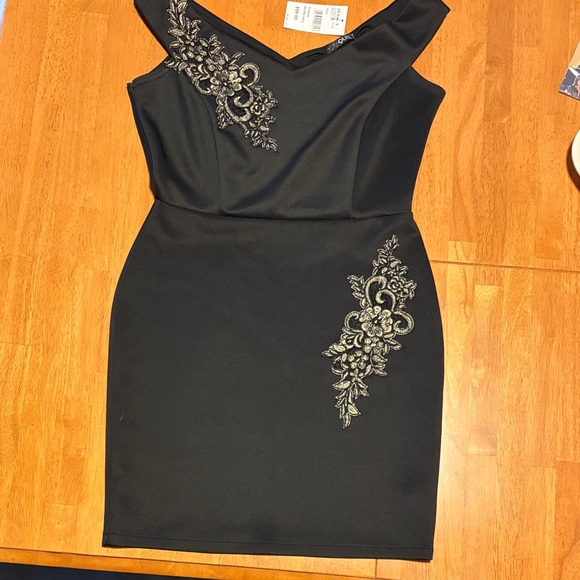Quiz Dresses & Skirts - Black Mini Dress with Gold Embroidered Appliqué - Women